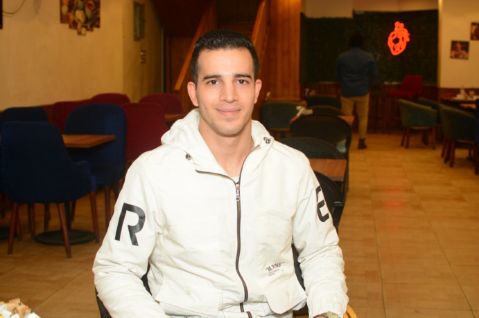 kabtn-ahmd-mdrb-msag-brayft-llsydat-alkahrh-big-0