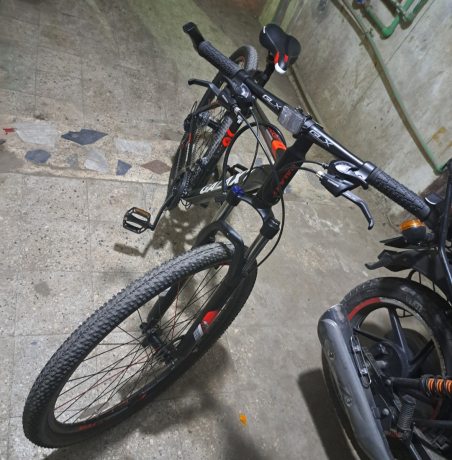 drag-galaxy-a8-astkhdam-12-saaa-llbyaa-big-0