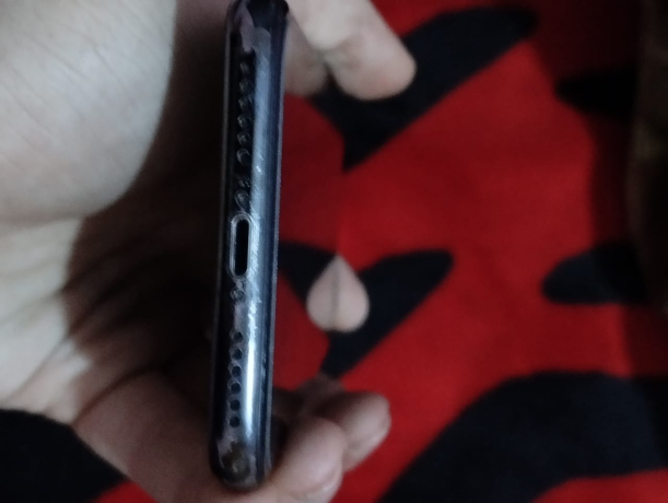 mobayl-ayfon-x-asod-64-gyga-llbyaa-big-1