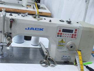 mknh-goky-kmbyotr-kaml-astyrad-llbyaa