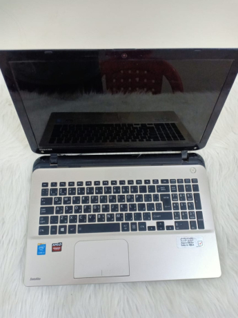 lab-tob-toshyba-c55-b1060-astaamal-khfyf-big-1