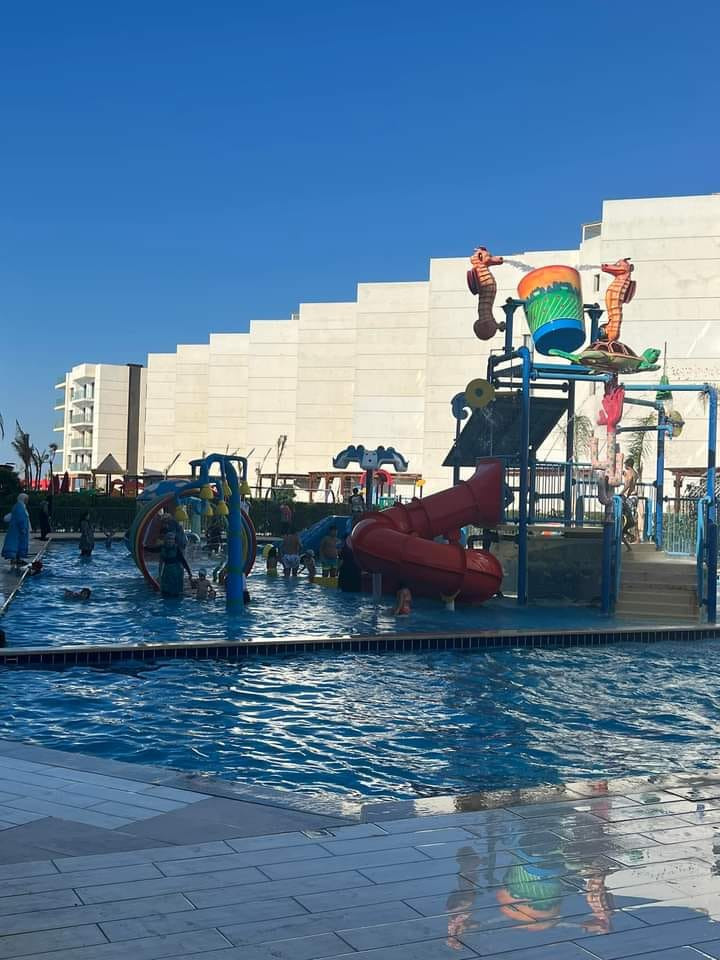 shalyhat-llaygar-fy-mntgaa-bortosaayd-alsyahy