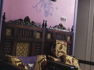 antryh-khshb-zan-ahmr-arbysk-llbyaa