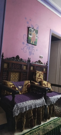 antryh-khshb-zan-ahmr-arbysk-llbyaa-big-0