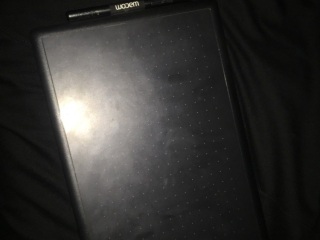 tablt-grafyk-oakom-astkhdam-khfyf-llbyaa