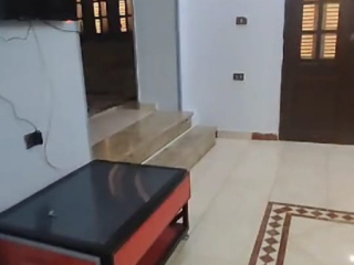 shkh-mfrosh-llaygar-fy-almnsor