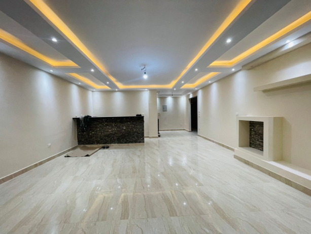 fyla-llaygar-fy-kmbond-sbrngz-alshrok-big-0