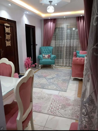 shk-tmlyk-llbyaa-fy-fyktorya-mtlatha-big-0