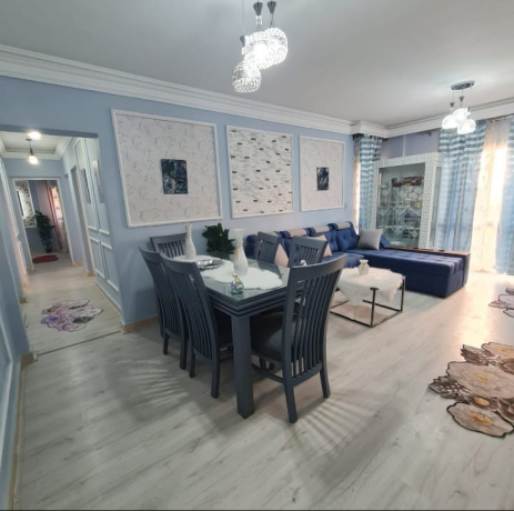 shk-mfrosh-llaygar-fy-alrhab-big-1