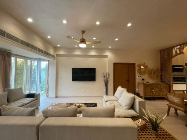 shk-llbyaa-fy-altgmaa-bganb-kmbond-maontn-fyo-big-0