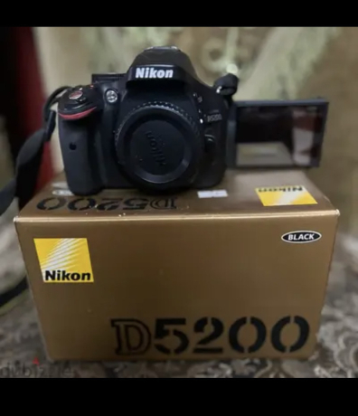 kamyr-kanon-d5200-lm-tstkhdm-ghyr-mrh-oahdh-yaatbr-gdydh-big-1