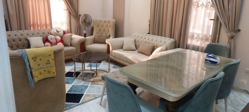 shk-llbyaa-fy-gardynya-hayts-dor-alaol-big-0