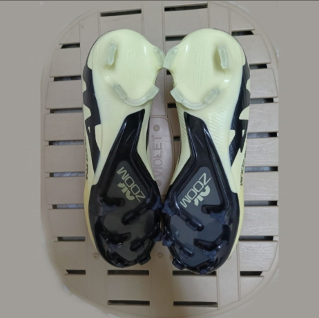 kotshy-starz-nayk-aorgynal-llbyaa-big-2