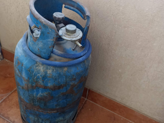 anbob-ghaz-llbyaa-maa-almnthm-oalkhrtom