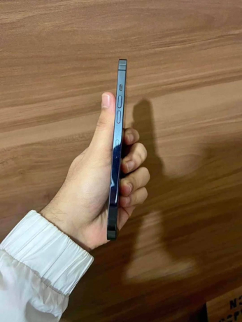 mobayl-ayfon-12-bro-llbyaa-big-1