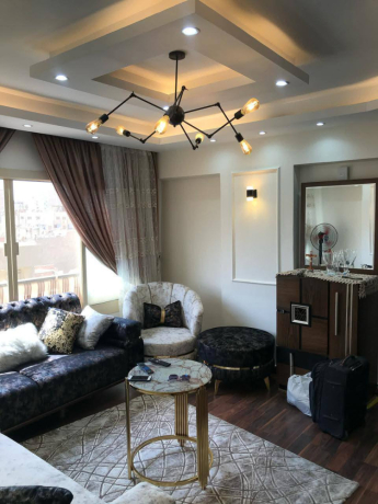 shk-tmlyk-llbyaa-fy-alkhmaraoy-shbra-msr-big-0