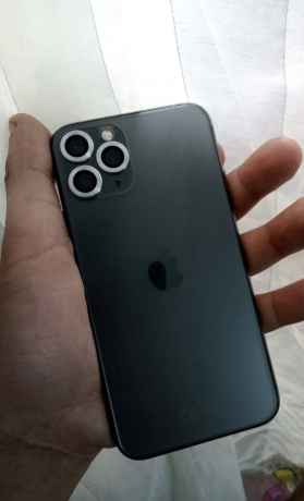 mobayl-ayfon-11-bro-msahh-64-llbyaa-big-0